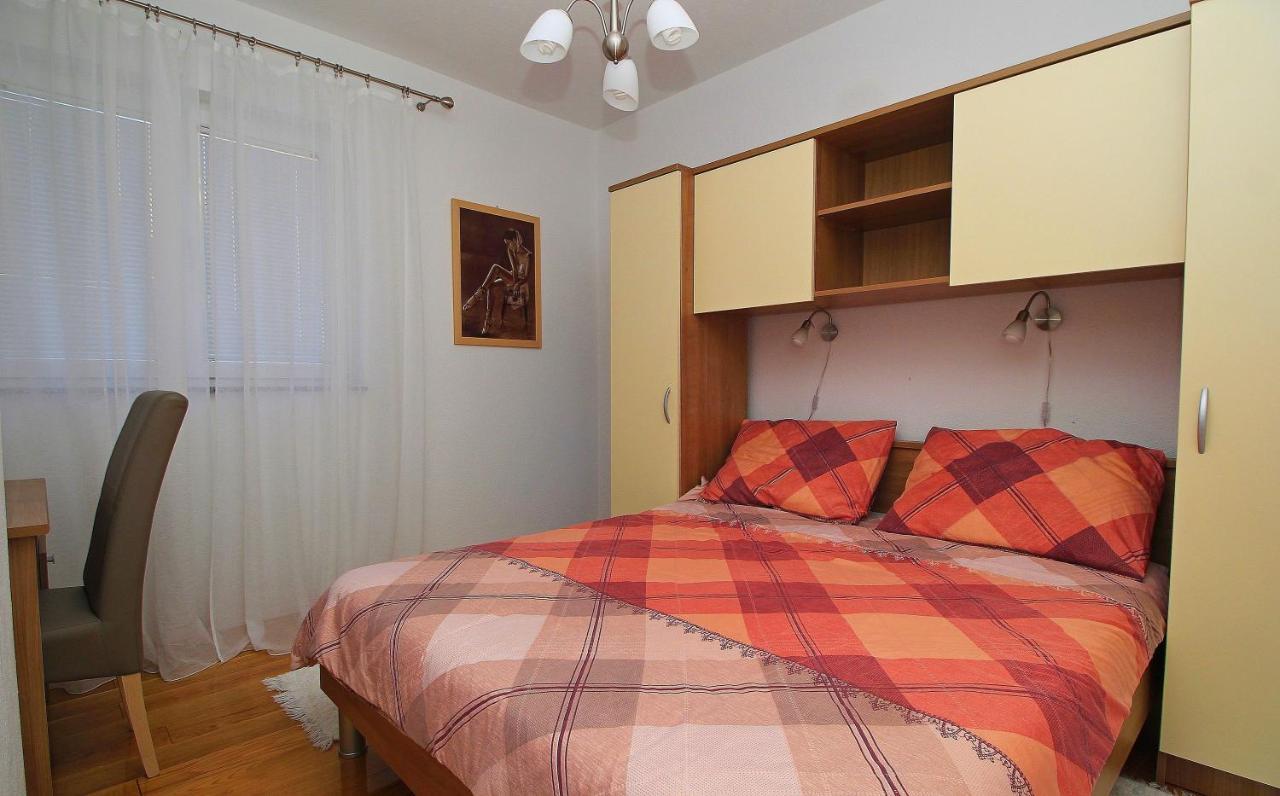 Apartmani Bozena Makarska Exteriör bild